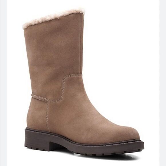 Clark’s Collection Opal Zip Stacked heel taupe suede winter boots NWT - Picture 3 of 12